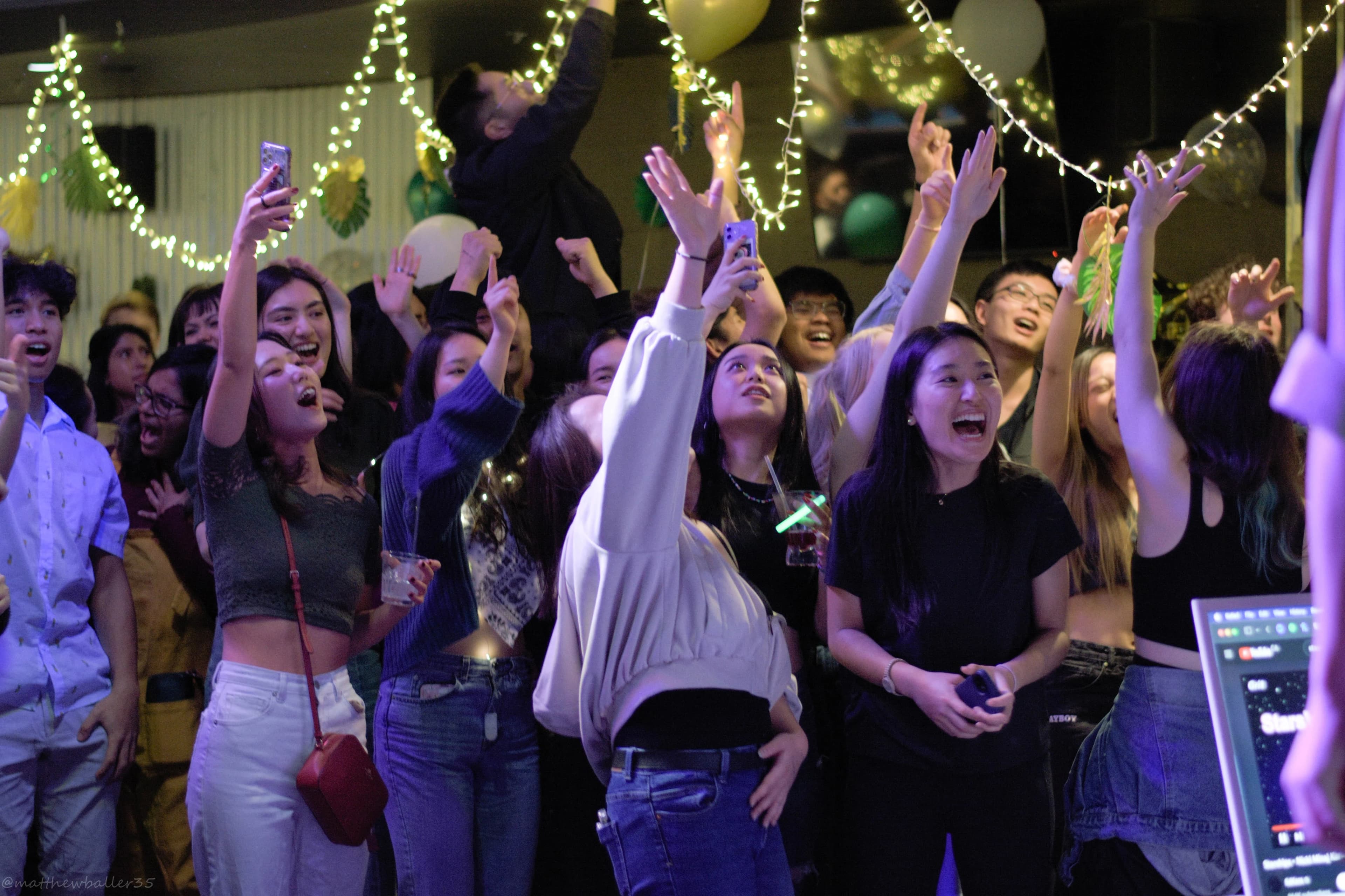 event picture with many people having fun